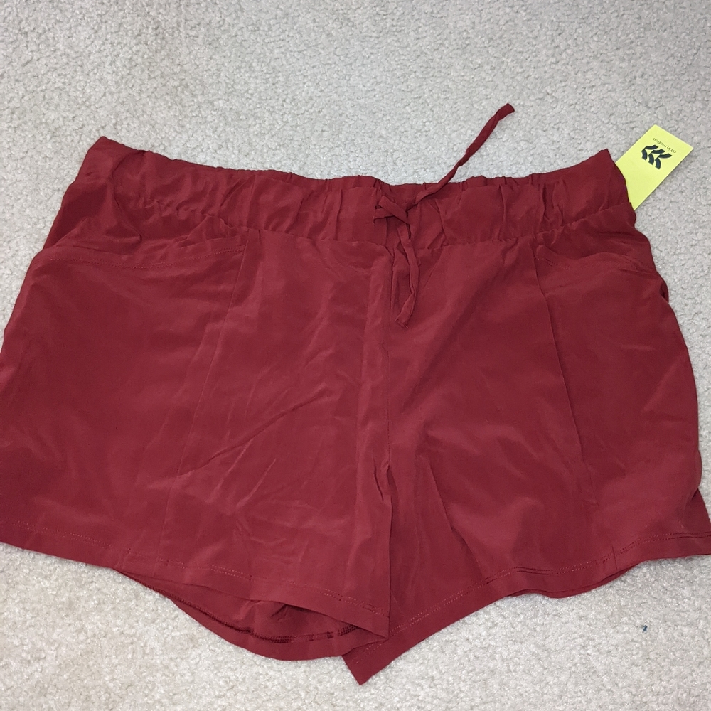 NWT all in motion shorts
